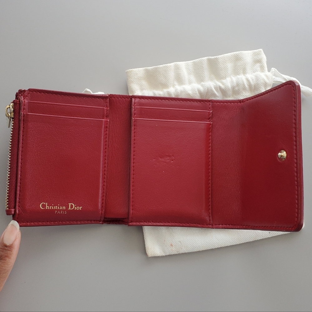 Christian Dior 30 Montaigne Tri-fold Wallet - Picture 7 of 16
